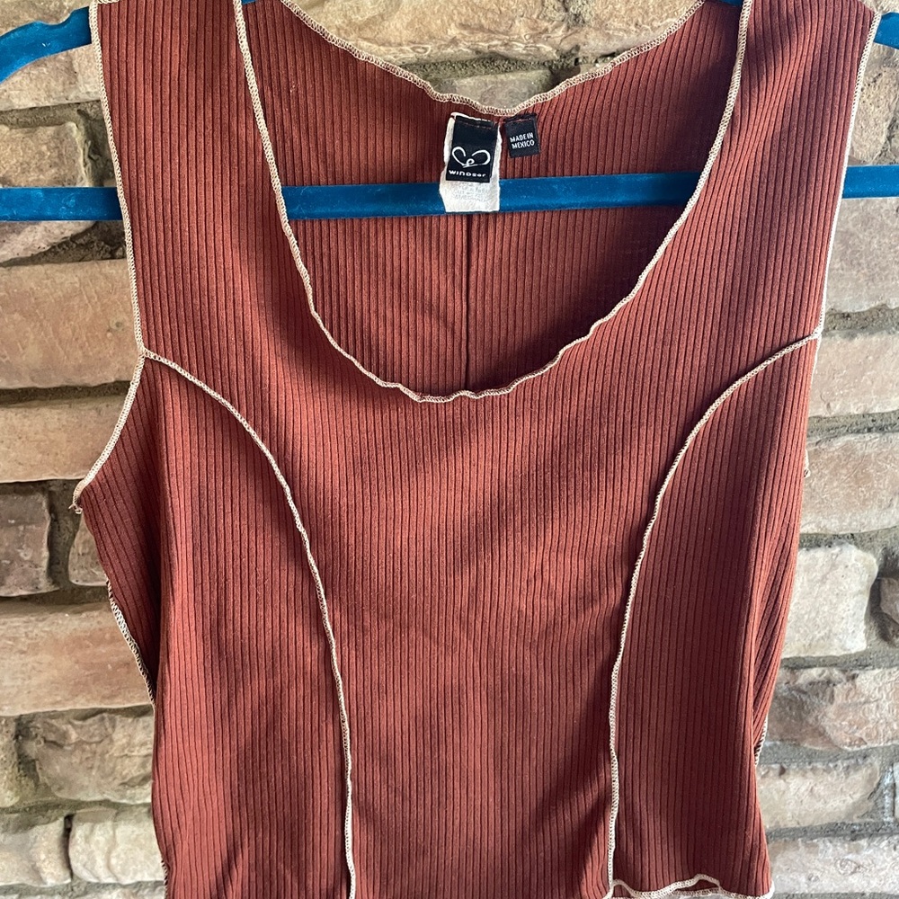 Windsor Rust Ribbed Tank with Contrast White Stitching